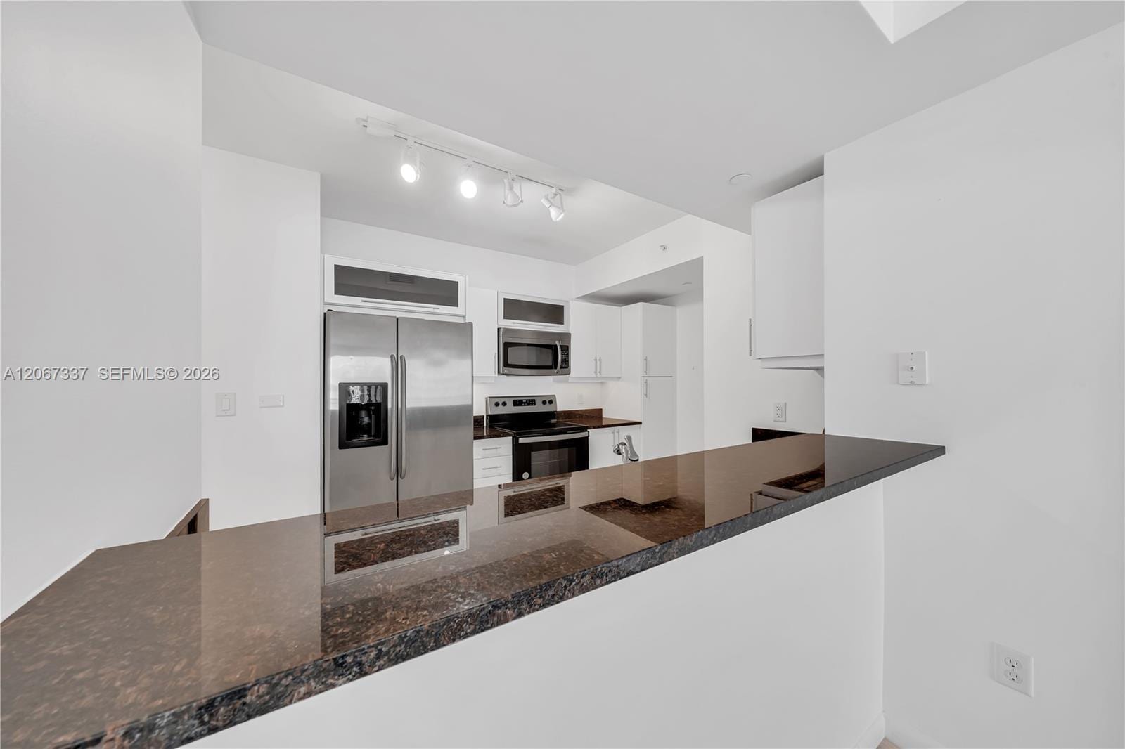 Building Photo - 7350 SW 89th St