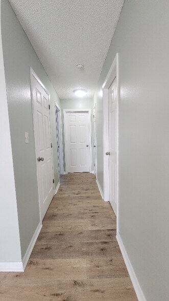 Building Photo - 3309 Bridges St