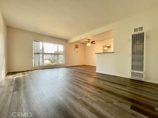 Building Photo - 1811 W Sallie Ln