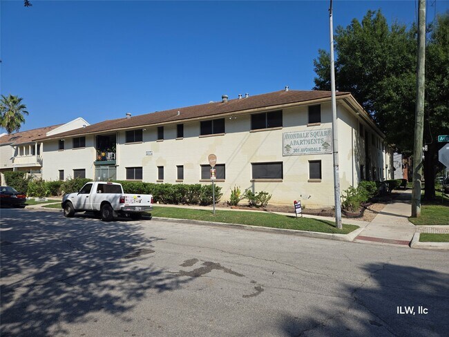 Primary Photo - 301 Avondale St