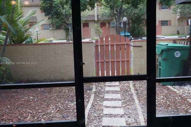 Building Photo - 7175 Nova Dr