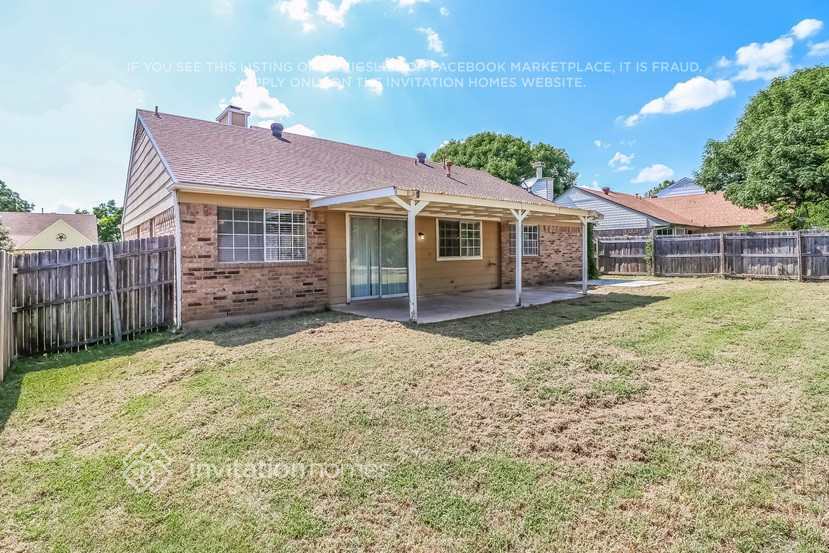 Building Photo - 4136 Hathaway Dr