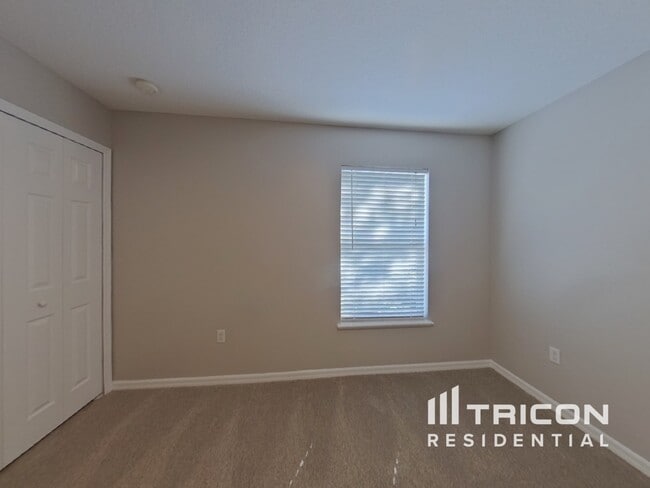 Building Photo - 1814 Torrington Dr