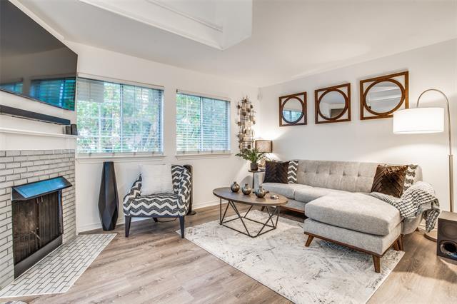 Building Photo - 3033 San Jacinto St