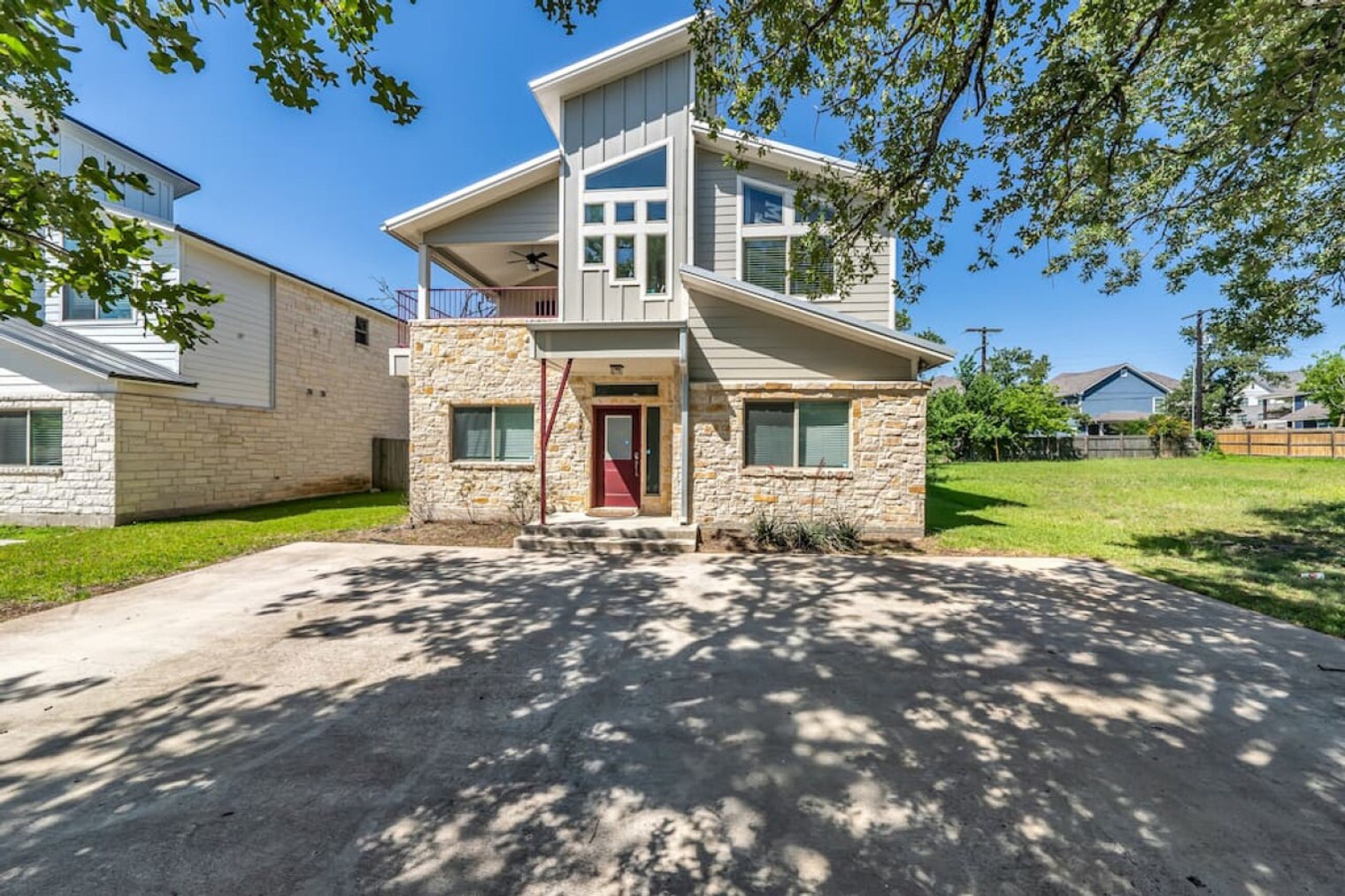 Building Photo - 4304 Oaklawn St