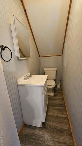 Building Photo - 130 Hortonville Main St