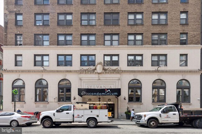 Building Photo - 1324 Locust St