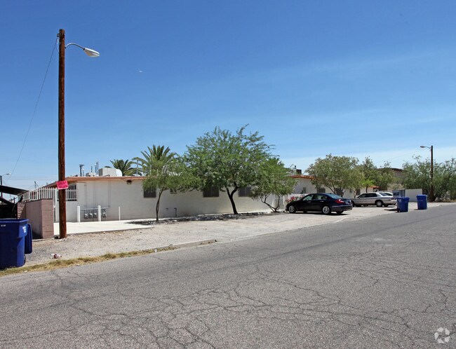 Building Photo - 110 W Rillito St