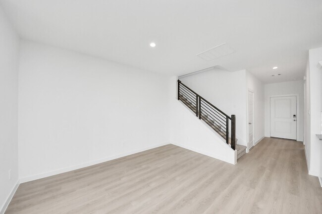 Building Photo - 8550 Tropical Breeze Wy