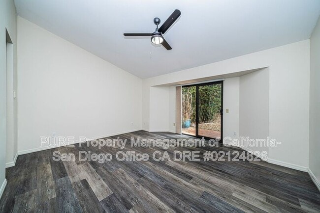 Building Photo - 2898 Woodridge Cir