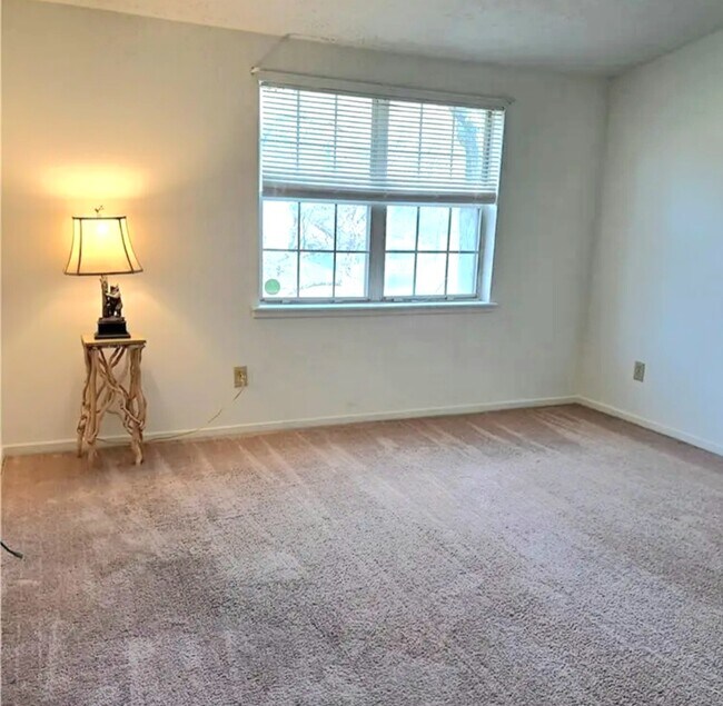 Bedroom - 6824 Glenridge Dr
