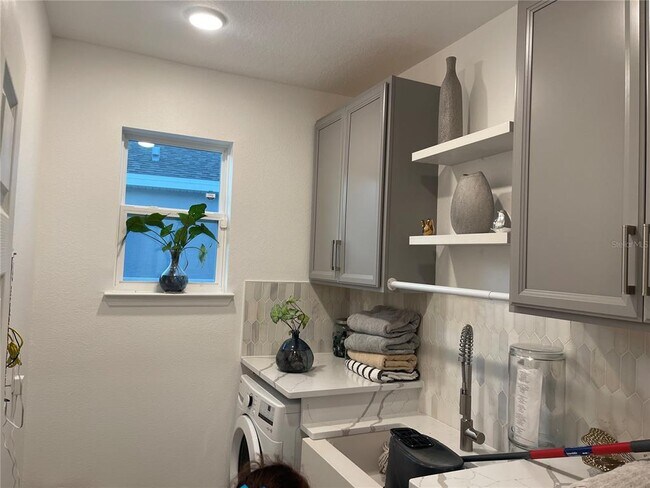 Building Photo - 1536 Pines End Pl