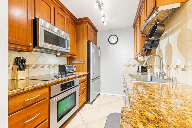 Building Photo - 6171 Rancho Mission Rd