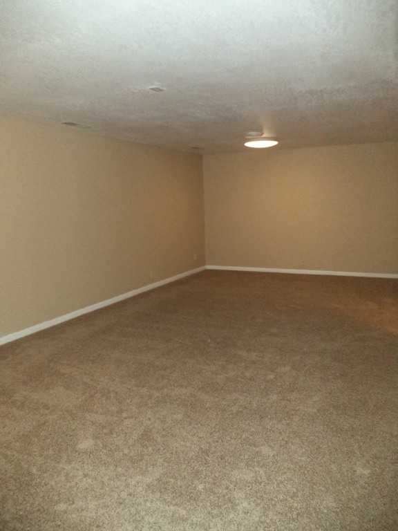 Building Photo - 1145 Melrose Ave