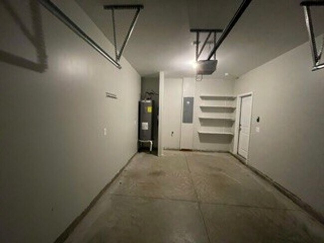 Building Photo - 4506 Skywood Ln