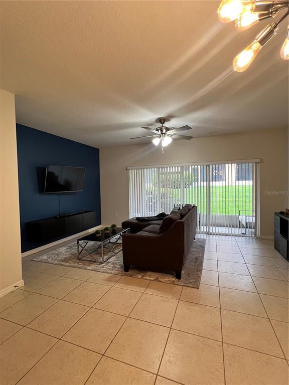 Building Photo - 316 Chelsea Dr
