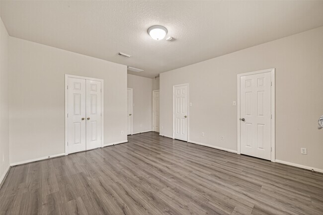 Building Photo - 13915 Maleewan Ln