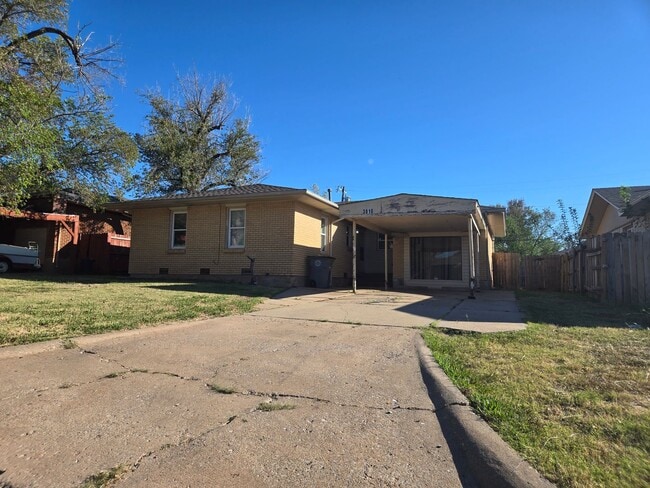 Primary Photo - Close to Cameron University, Hospital , sh...