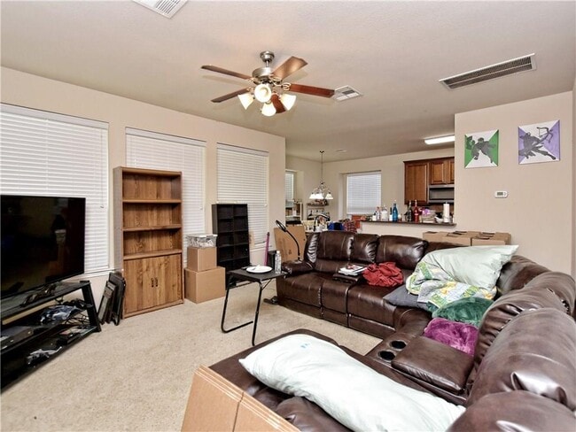 Building Photo - 8616 Harrier Dr