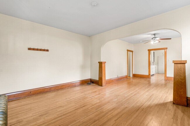 Building Photo - 264 S Lafayette St