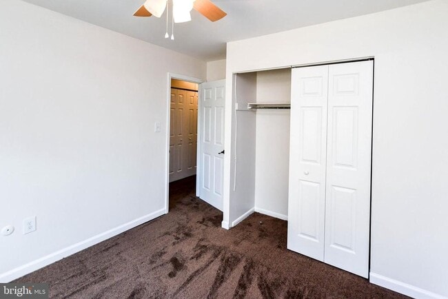 Building Photo - 7002 Cipriano Woods Ct