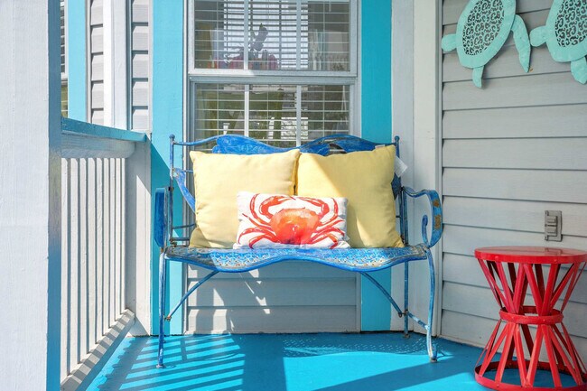 Building Photo - 4431 Luke Ave