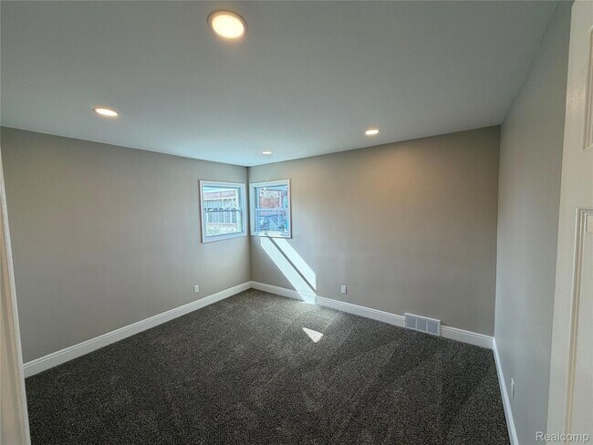 Building Photo - 6919 Archdale St