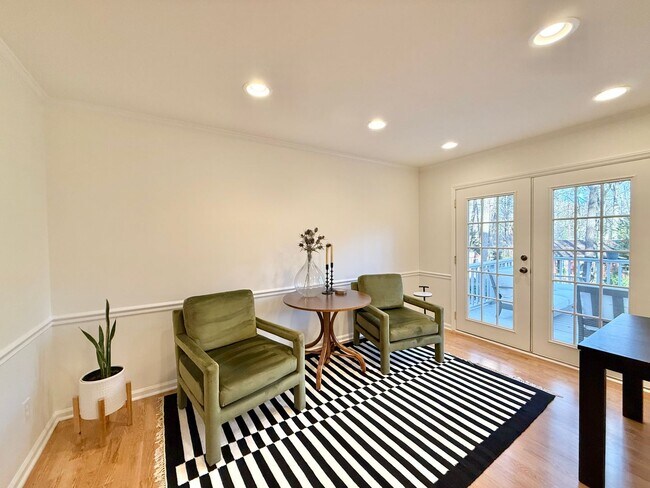 Building Photo - **OFFERING REFUNDABLE APPLICATION FEES & $200 MOVE IN PROMOTION** Updated 3BD, 2.5BA Raleigh Home...