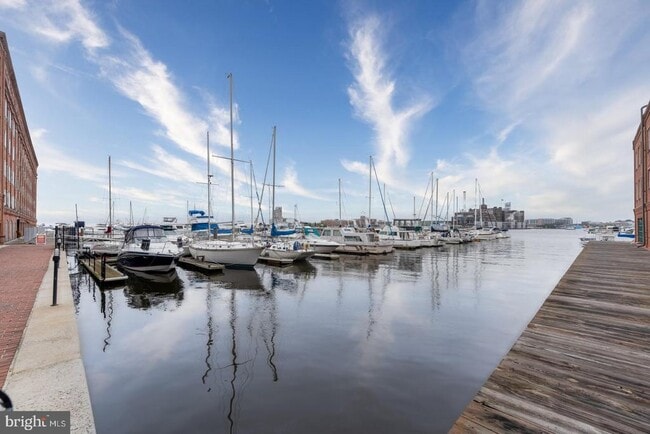 Building Photo - 960 Fell St