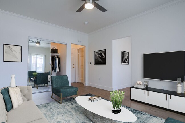 Interior Photo - Hollywood Apartments