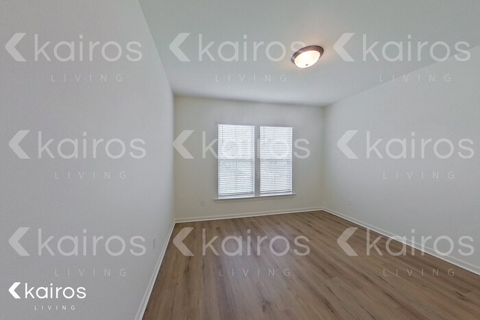Building Photo - 107 Teddy Ln