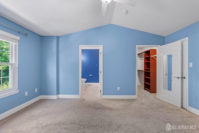 Building Photo - 15 Faxon Dr