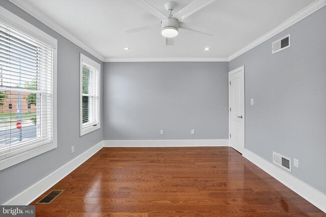 Building Photo - 1959 H St NE