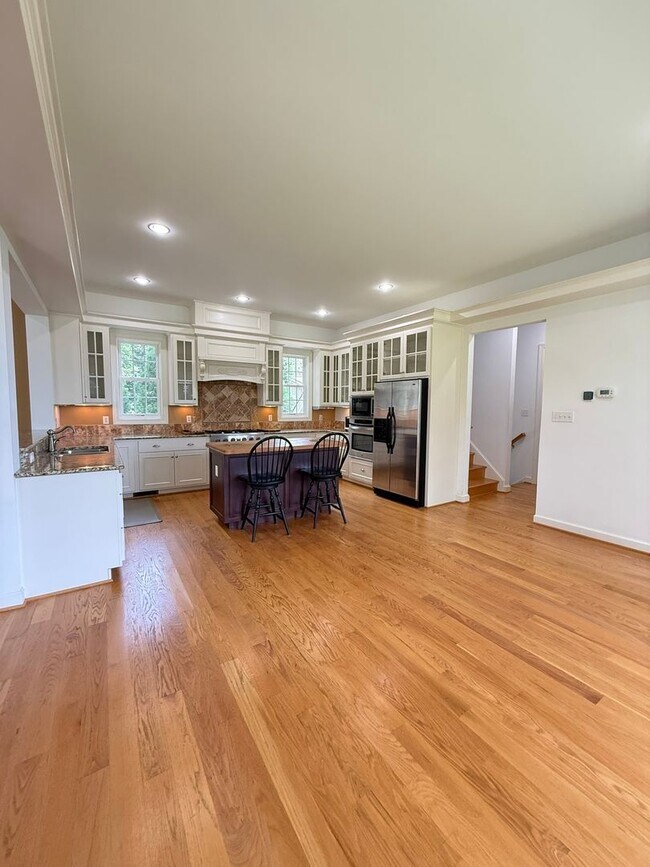 Building Photo - 142 Riverview Plantation Dr
