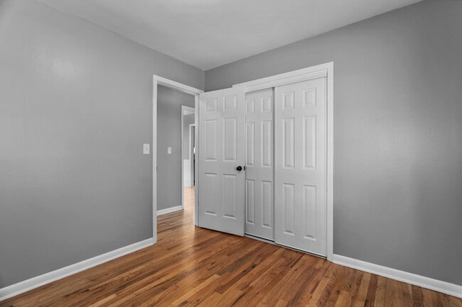 Building Photo - 711 SW 7 St