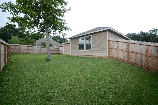 Building Photo - 12567 Canyon Falls Boulevard