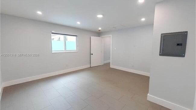 Building Photo - 130 W 57th St