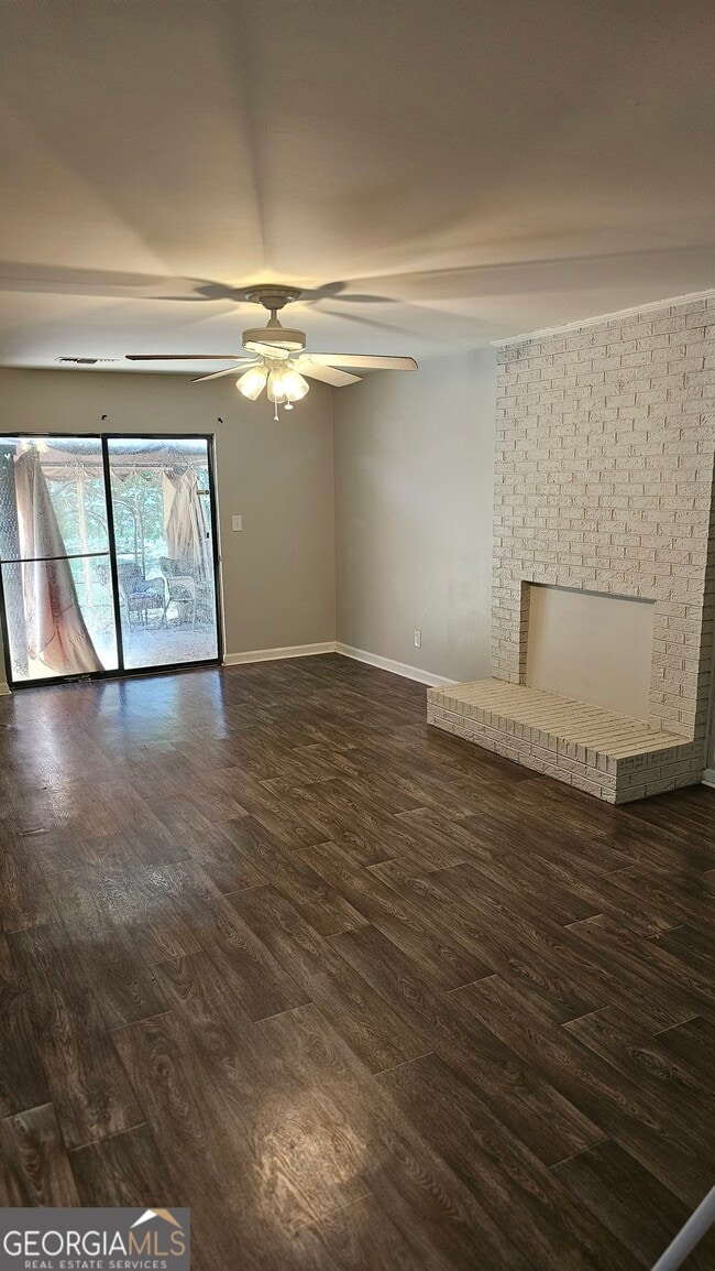 Building Photo - 41 Christopher Cir