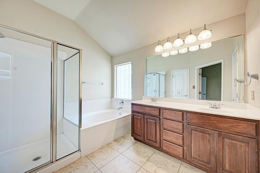 Building Photo - 18308 Shallow Pool Dr