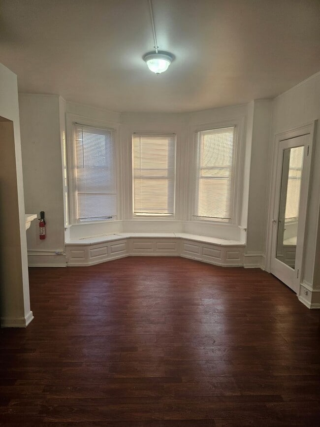 Building Photo - 1673 Harrison St