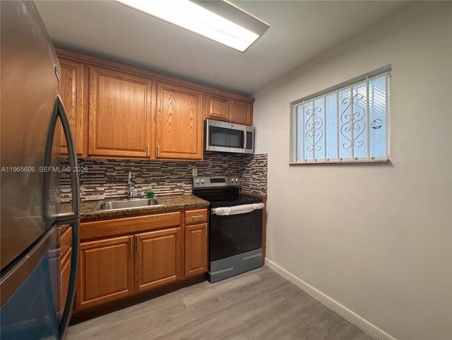 Building Photo - 11307 SW 200th St