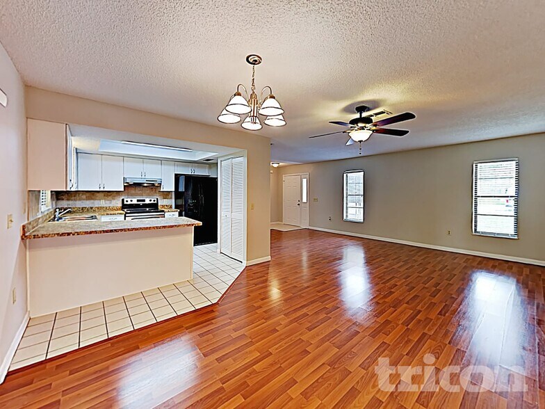 Building Photo - 12207 Bluefield St