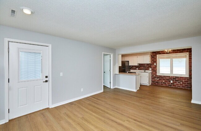 Building Photo - 5220 Boulder Dr