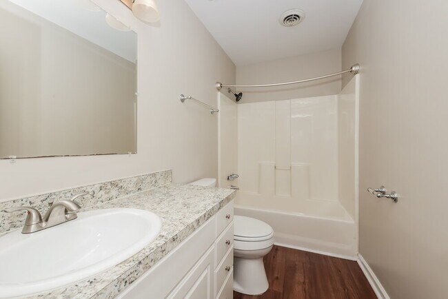 Building Photo - 3049 Brantley Dr