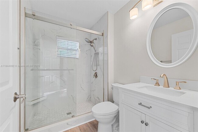 Building Photo - 2587 Jardin Ct