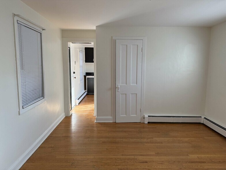 Coat closet - 344B W Patrick St