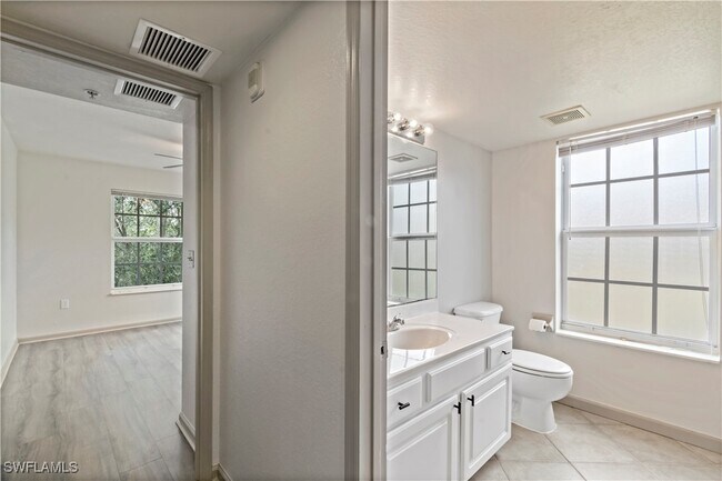 Building Photo - 4113 Residence Drive