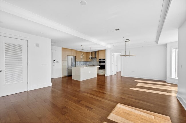 Building Photo - 100 Eton Row