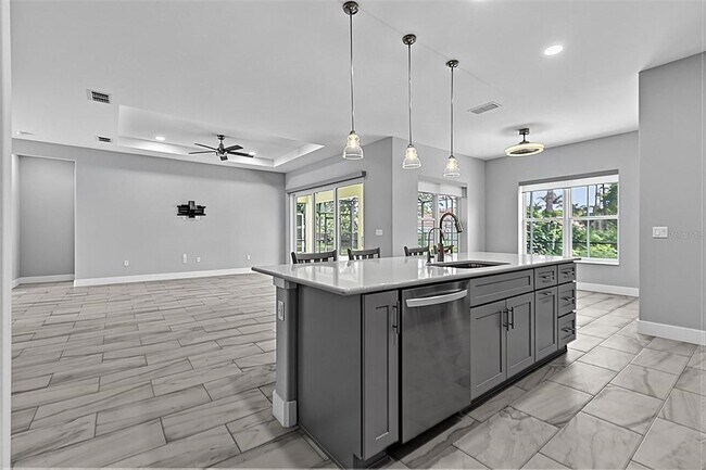 Building Photo - 70 Bannbury Ln