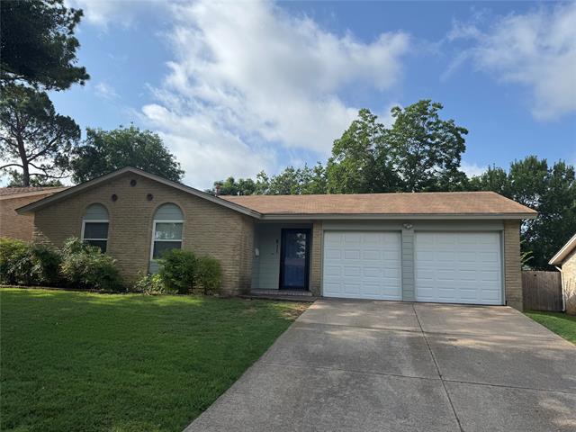 Building Photo - 611 Johns Dr